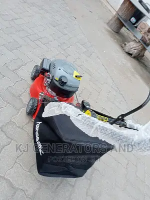 HENSEATIC LAWN MOWER --3hp Petrol Powered