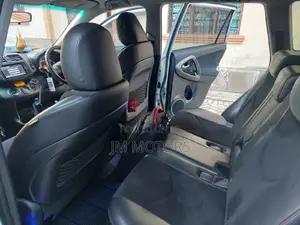 Toyota Vanguard 2013 White