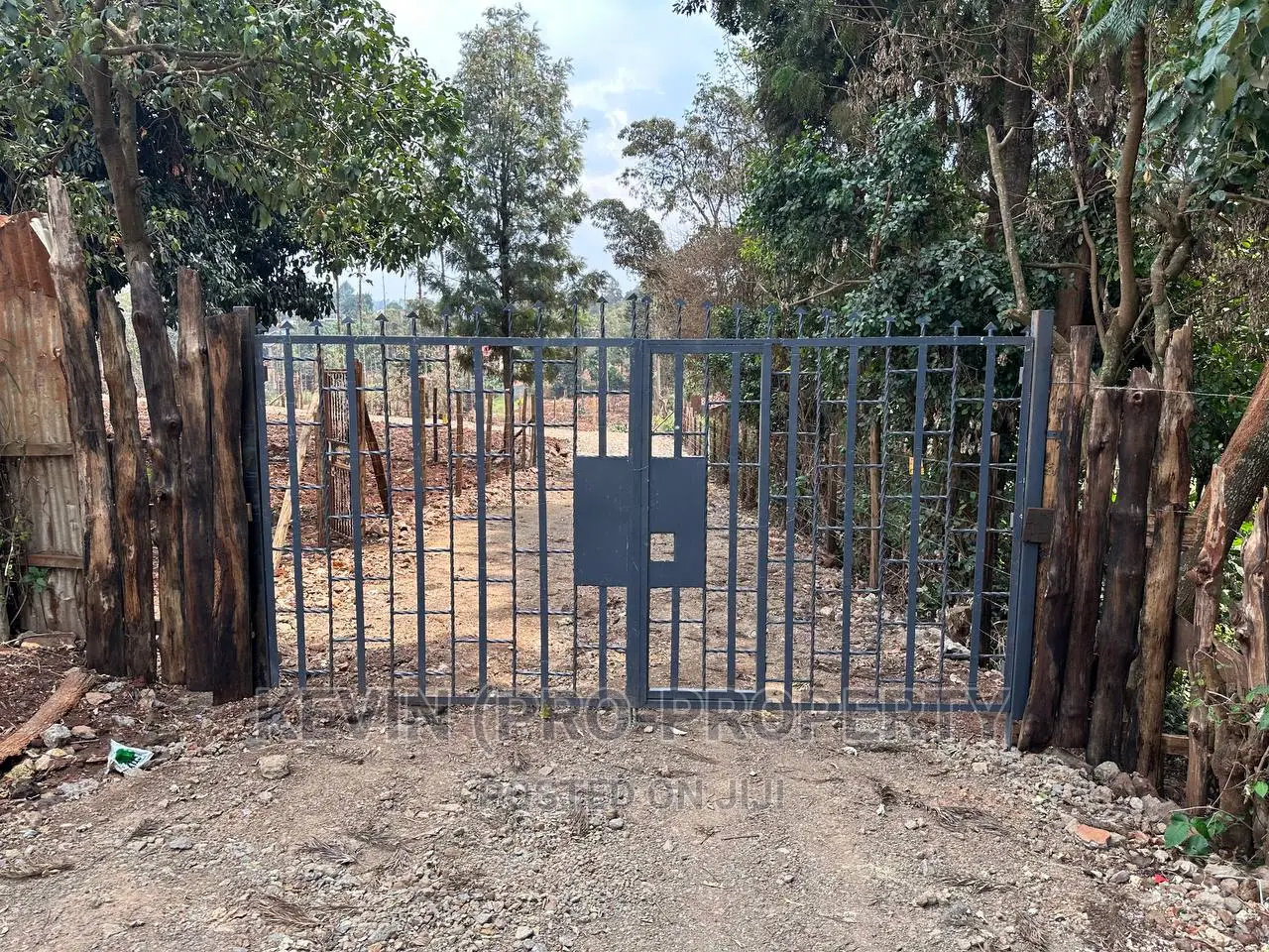 Prime Commercial Plot for Sale in Kinoo, Muthiga