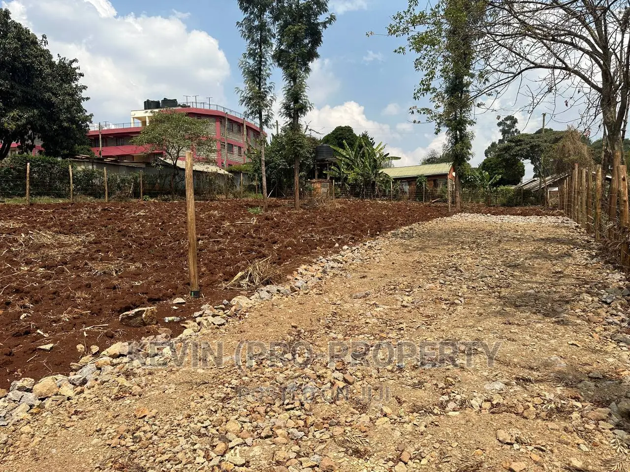 Prime Commercial Plot for Sale in Kinoo, Muthiga