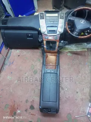 Toyota Harrier Dashboard and Components