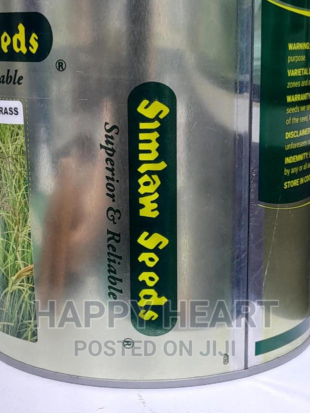 Katambora Rhodes Grass 1kg - thumbnail 5