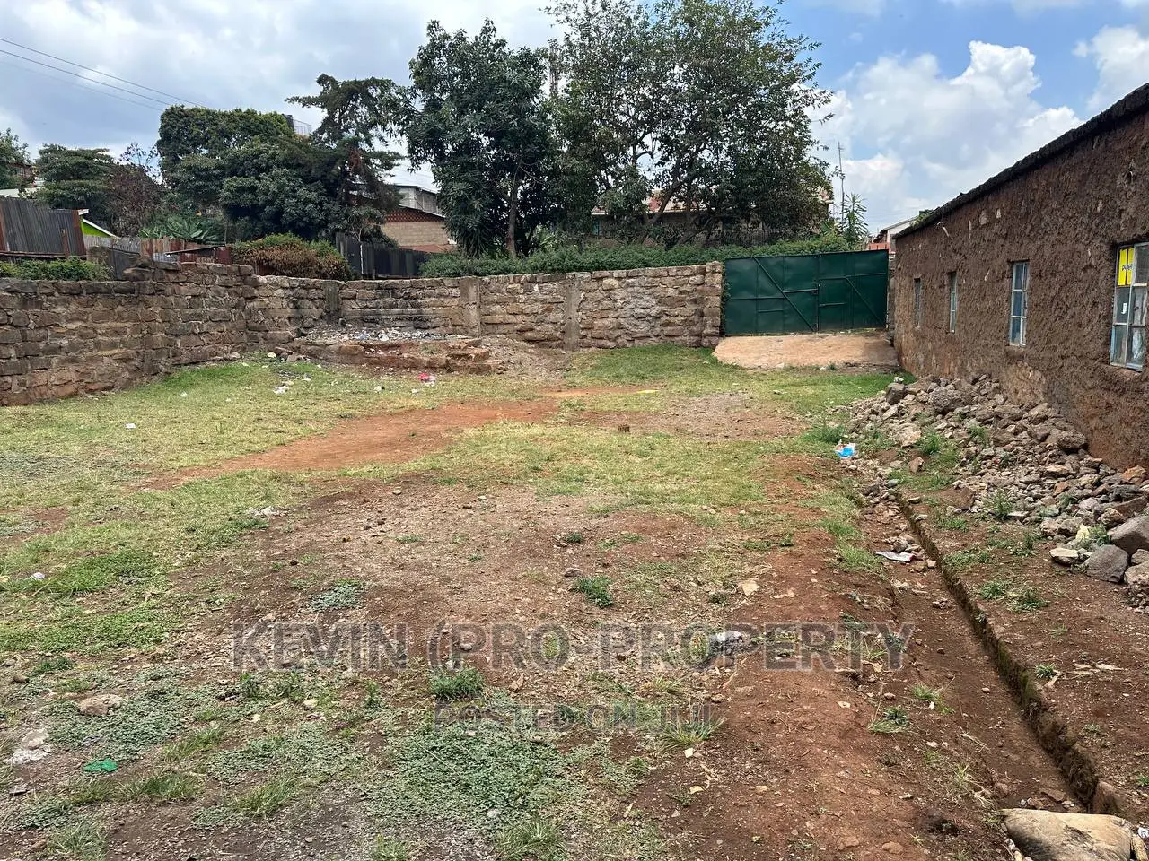 Prime Commercial Corner Plot for Sale in Uthiru, Ndumboini.