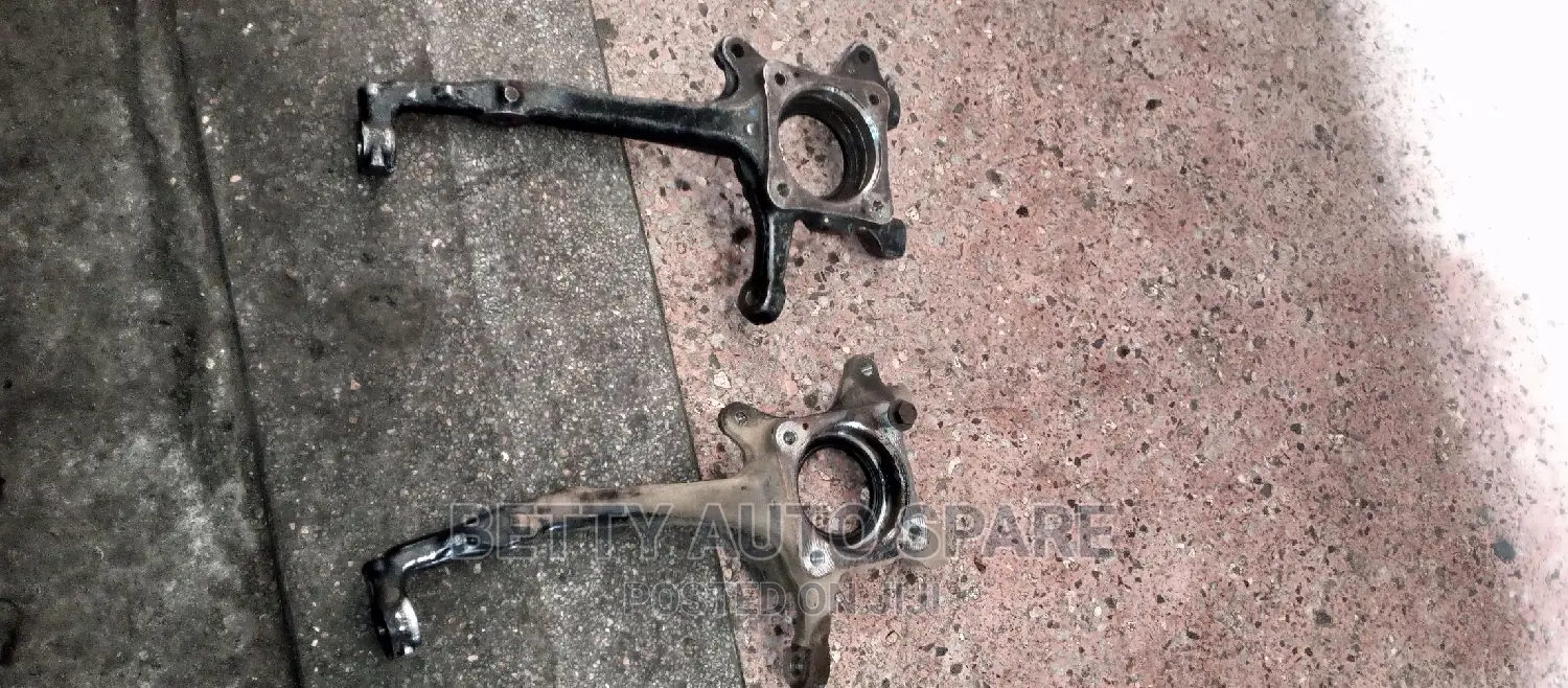 Toyota Vigo 4 Wd Knucles