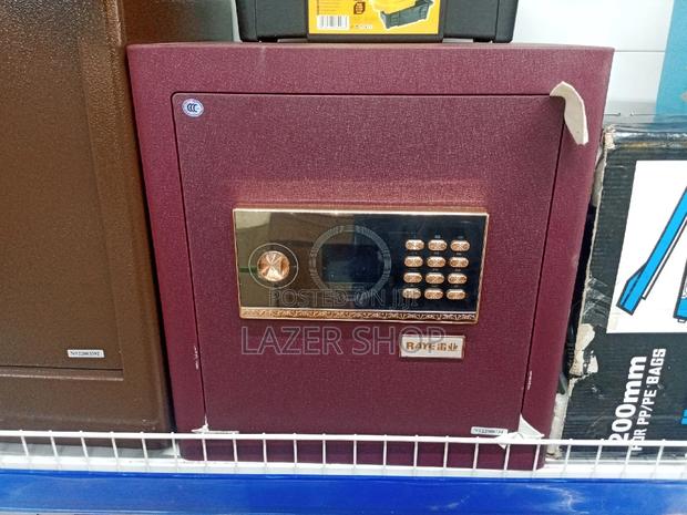 Medium Money Safe - thumbnail 2