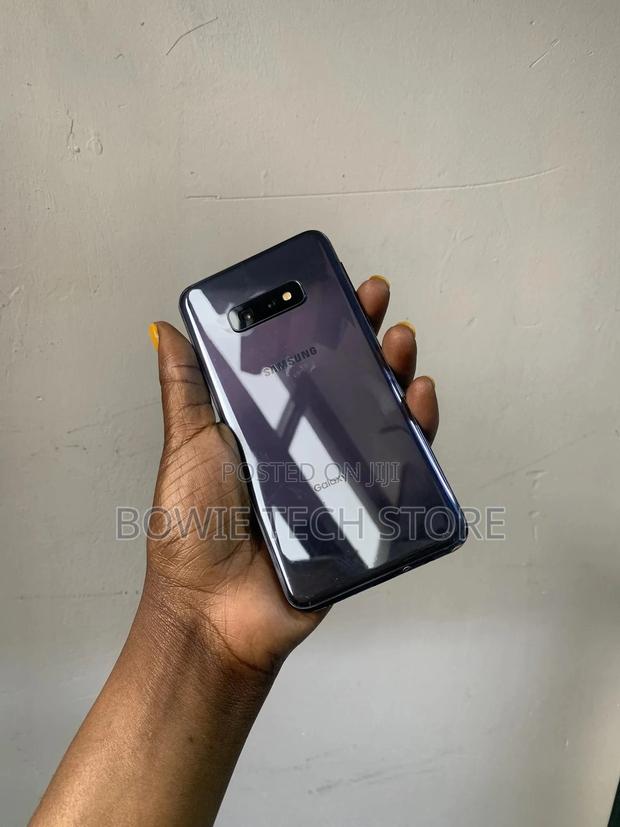 Samsung Galaxy S10e 128 GB Black