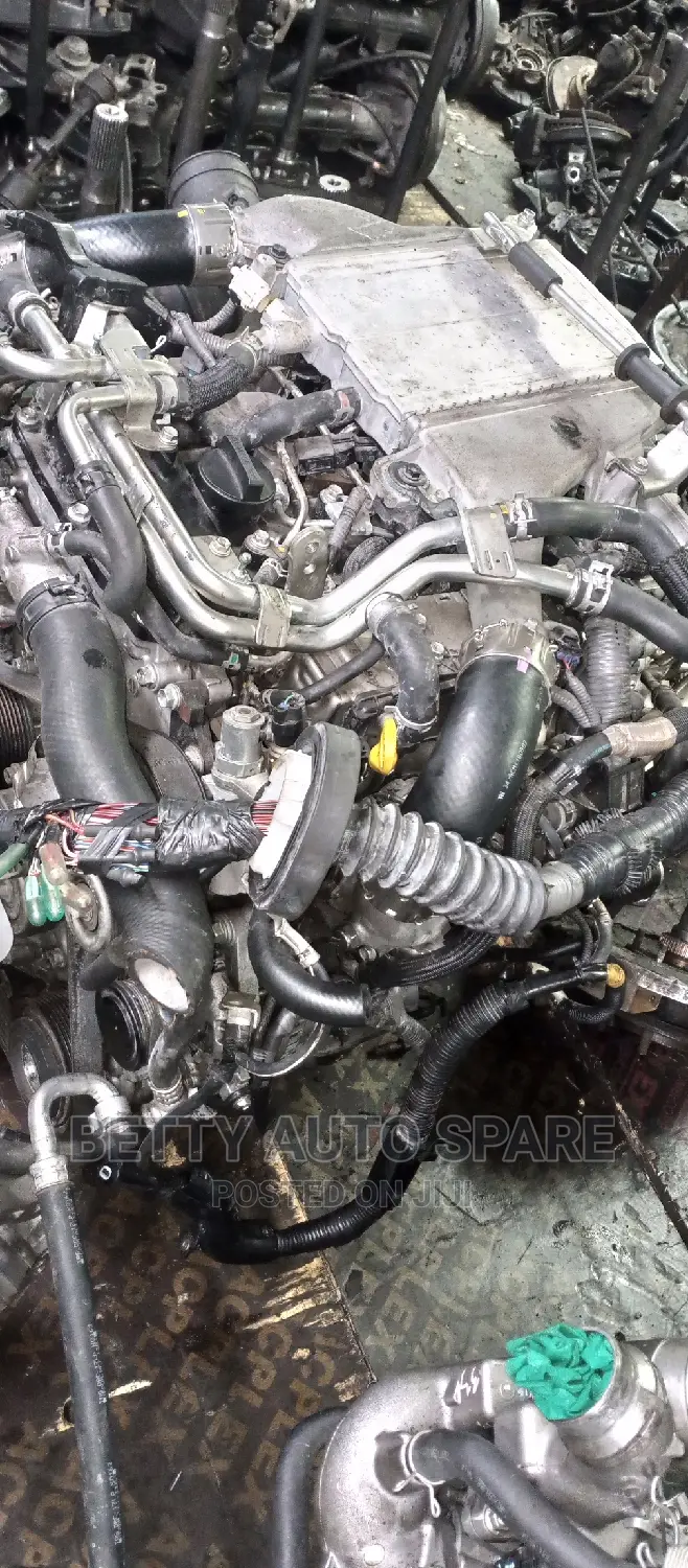Toyota Vigo 4 Wd Complete Engine (1gd)