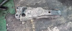 Toyota 7 L Front Lower Arm
