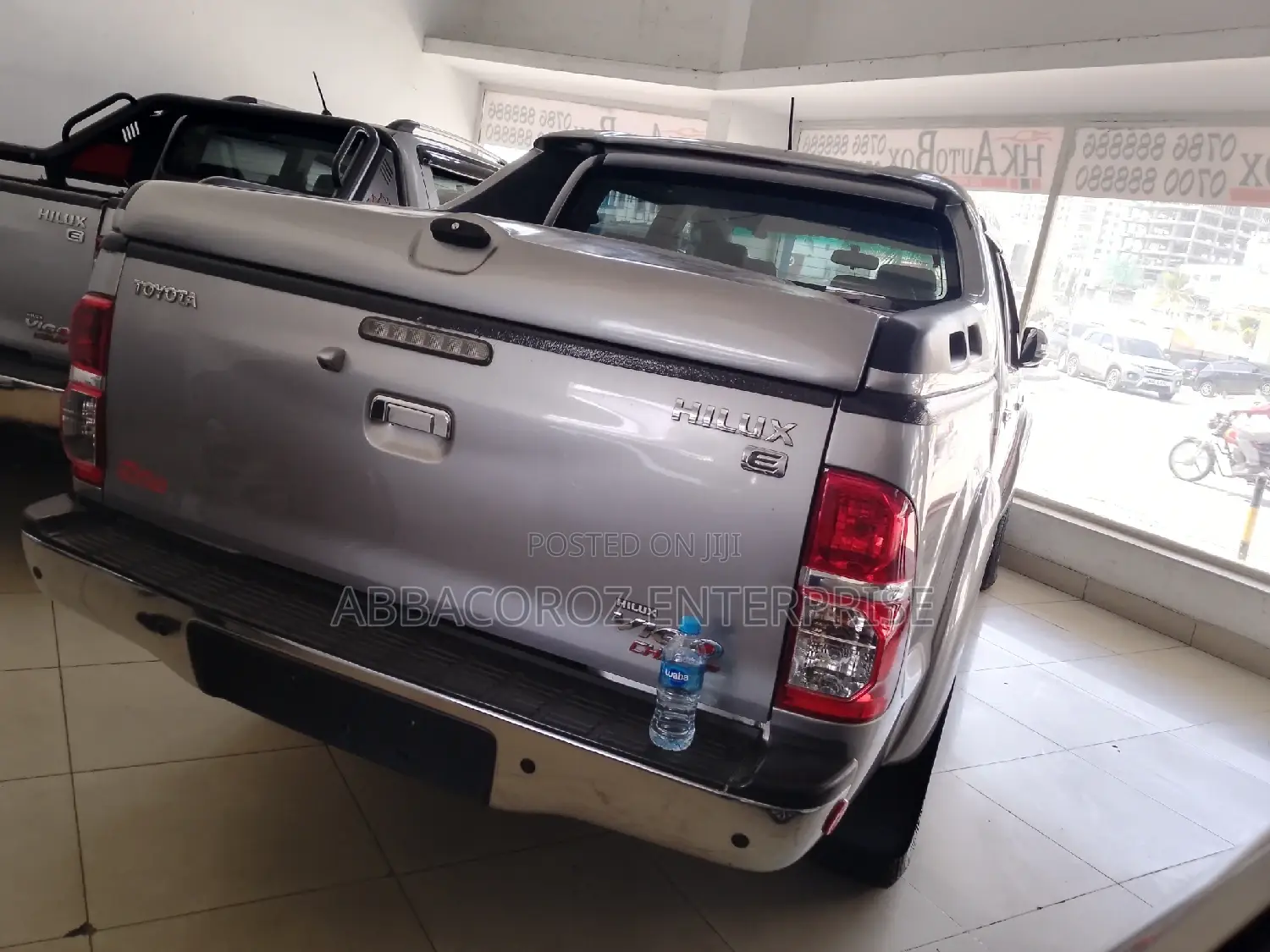 Toyota Hilux 2016 Gray