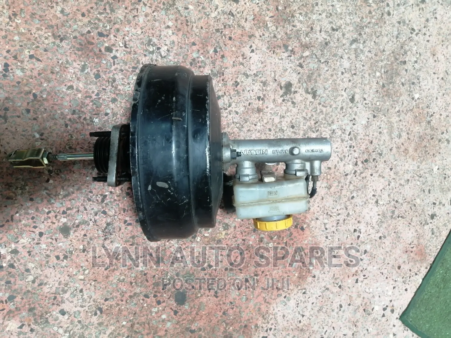 Nissan Hardbody Break Booster Complete With Master Cylinder