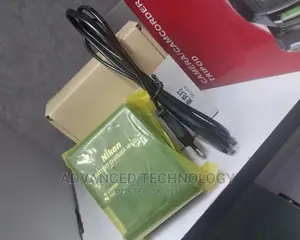 Nikon Mh-25 Battery Charger +Cable