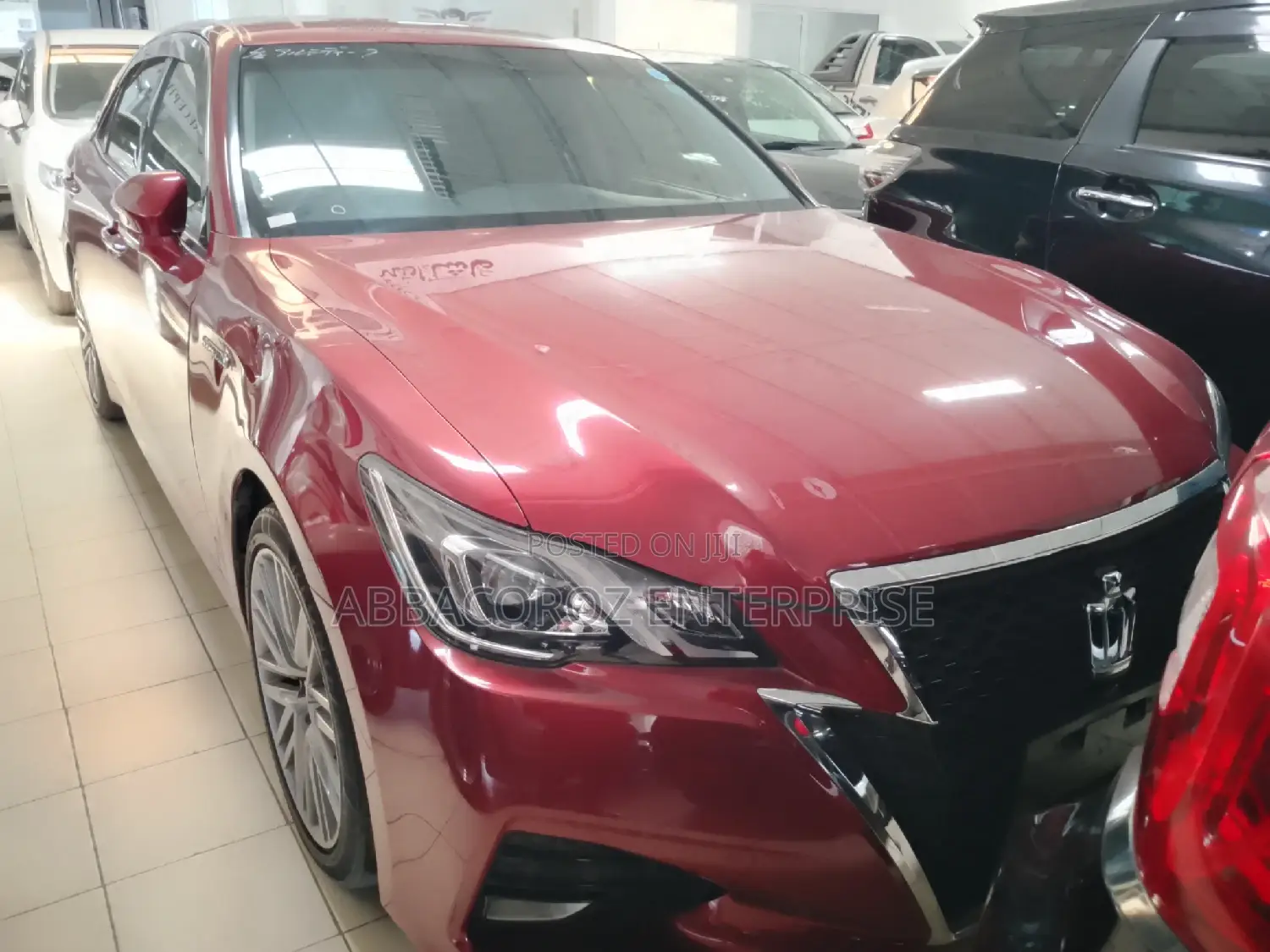 Toyota Crown 2016 Red