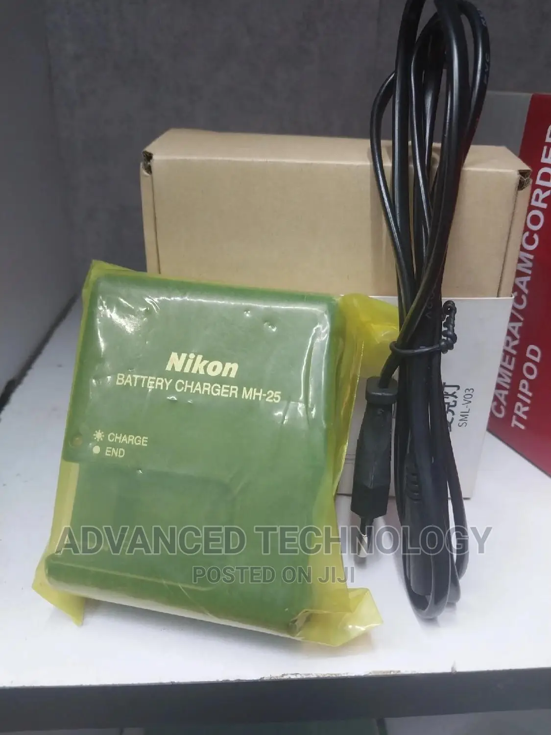 Nikon Mh-25 Battery Charger +Cable