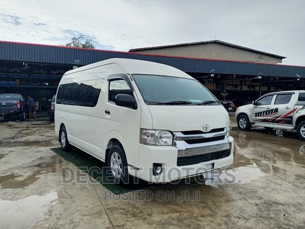 Toyota Coaster 2017 White - thumbnail 3