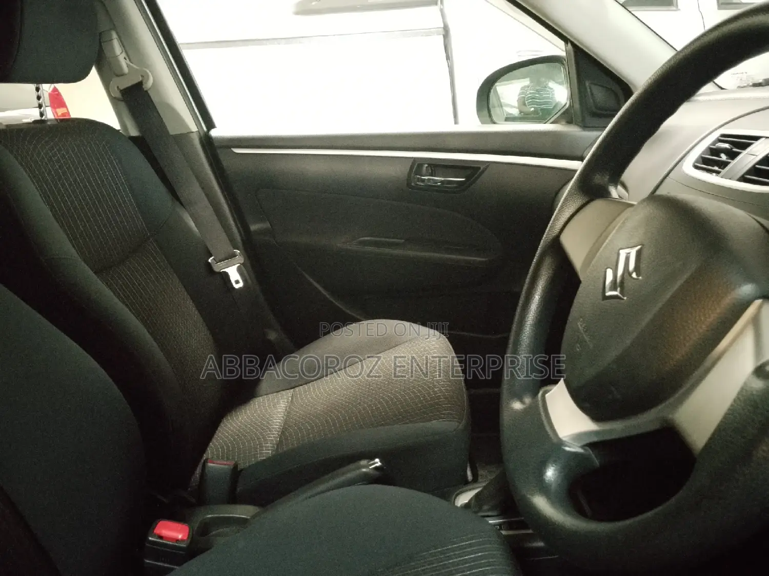 Suzuki Swift 2015 Silver