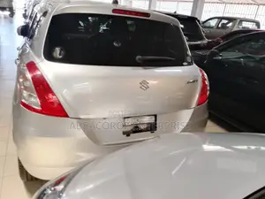 Suzuki Swift 2015 Silver