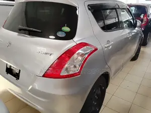 Suzuki Swift 2015 Silver