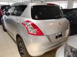 Suzuki Swift 2015 Silver