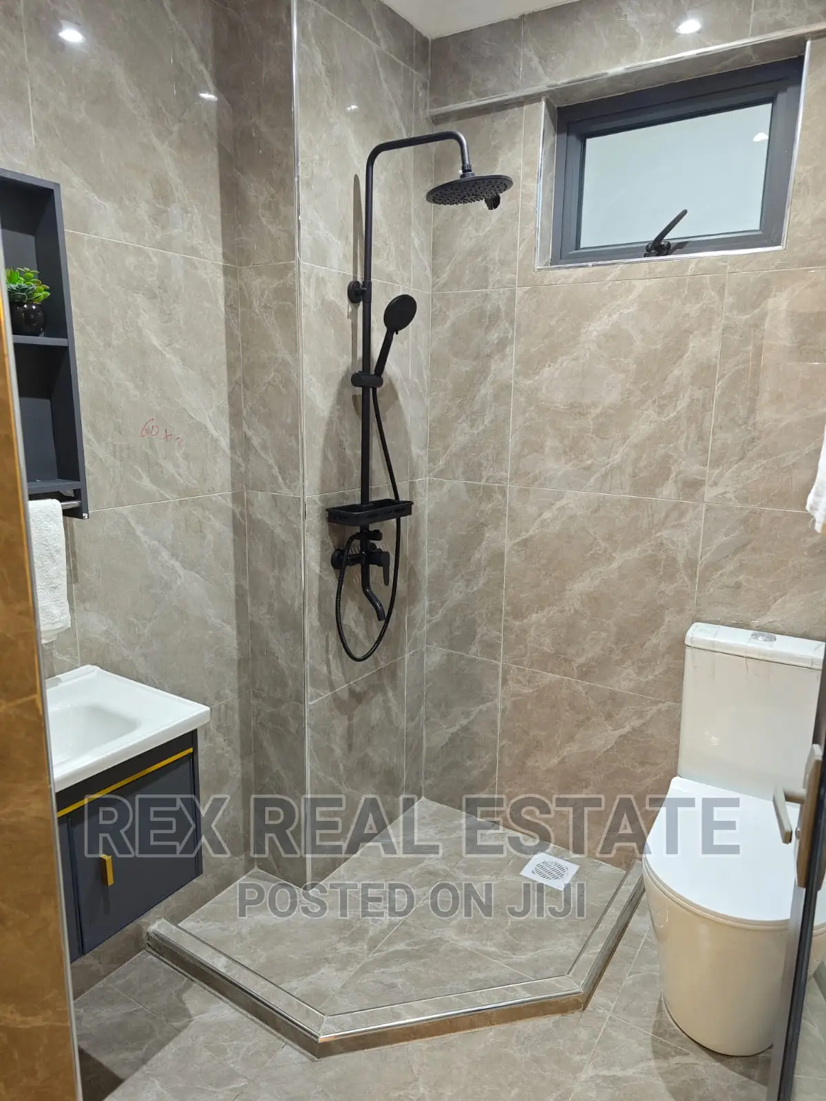 1bdrm Apartment in Kilimani Near Yaya, Hurlingham for sale