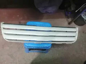 Toyota Noah Grille Model 2002 to 2003, Ex Japan Motor Spares