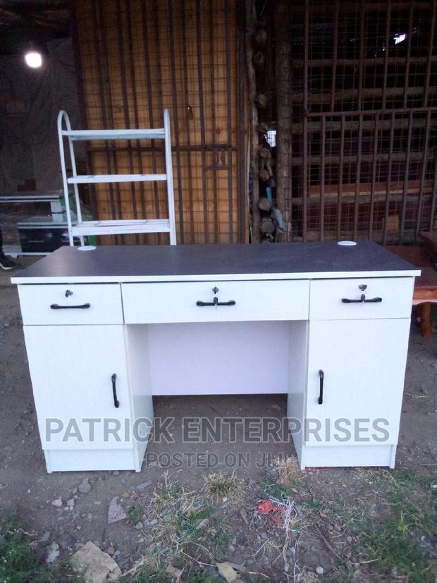 Executive Office Desk 1.4 MTRS - main view