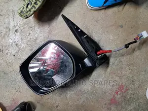 Landcruiser V8 200 Series Sidemirror With Camera and Sensors