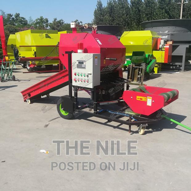 Corn Straw Green Storage Baling Machine - main view