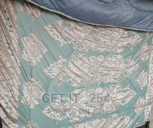 Royal Heavy High Quality Silk Velvet Duvet*
Size :6*6