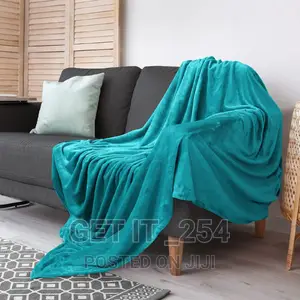 Plain Coral Fleece Throw Away Blanket