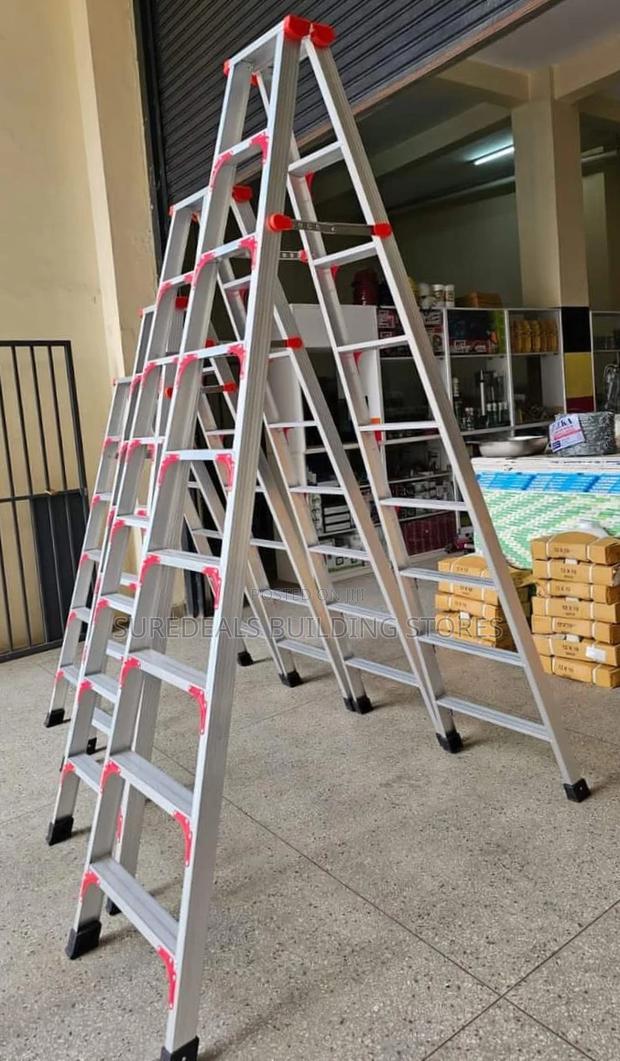 Aluminum Folding Ladder 2 X 6 - thumbnail 2