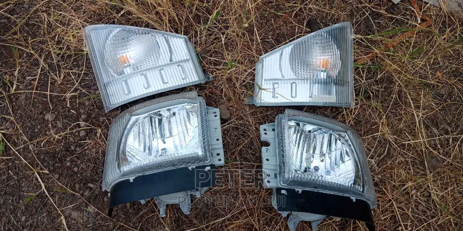 Isuzu FRR 90 Blue Power Cabin