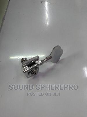 Bass Guitar Tunner - main view