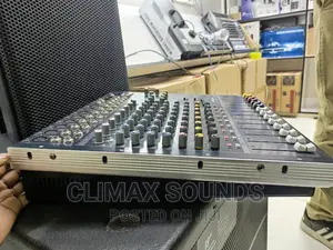 Plain Mixer Smx800 Soundcraft 8channels
