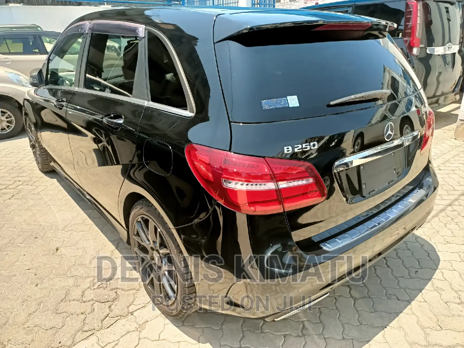 Mercedes-Benz B-Class Base B 250e 2016 Black