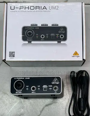 Behringer U-Phoria Um2 Usb Recording Audio Interface
