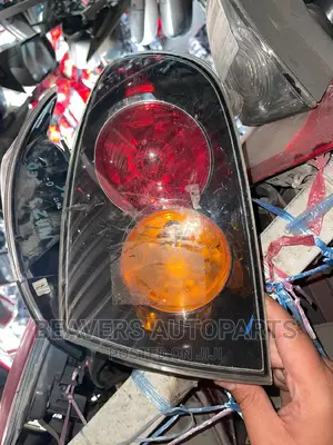 Axela 2005 Taillight