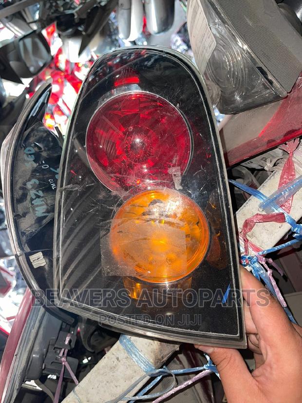 Axela 2005 Taillight - thumbnail 2