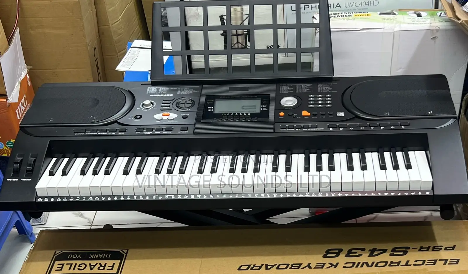PSR-438 Professional Keyboard 61 Keys / Mid Usb Keyboard