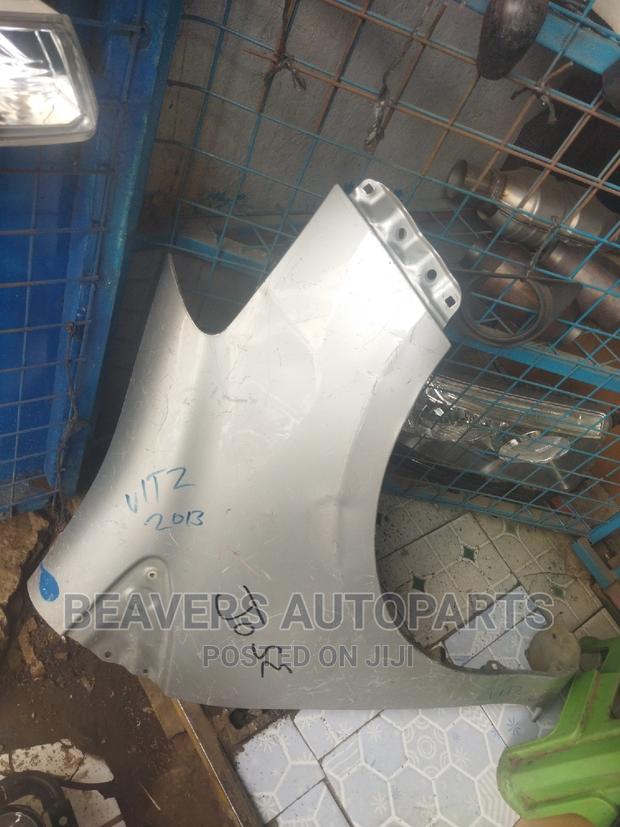 Vitz Jewela 2010-2013 Fender Wing - main view