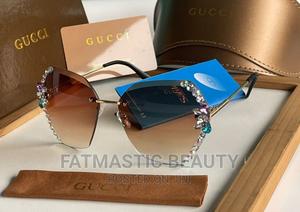 Cute Gucci Sunglasses - thumbnail 2
