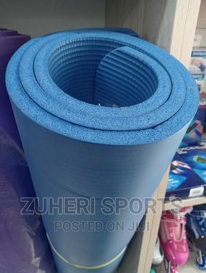 Thick Yoga Mats 25mm X 2m, Foldable - thumbnail 2