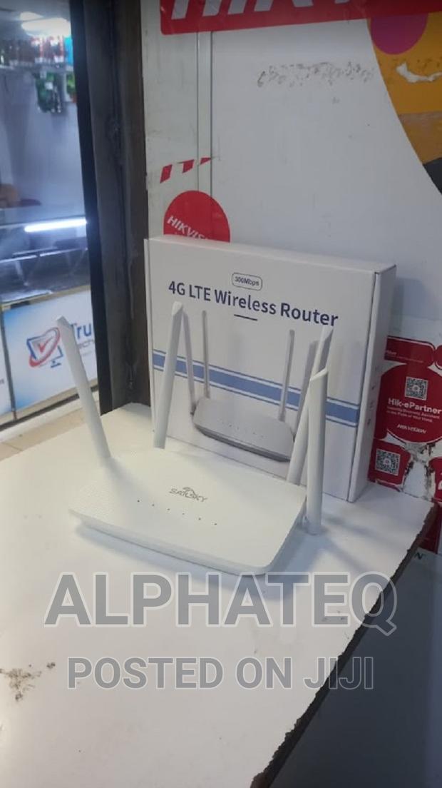 Simcard Salisky 300mbps Wifi Router 4G LTE Wifi Sim Router