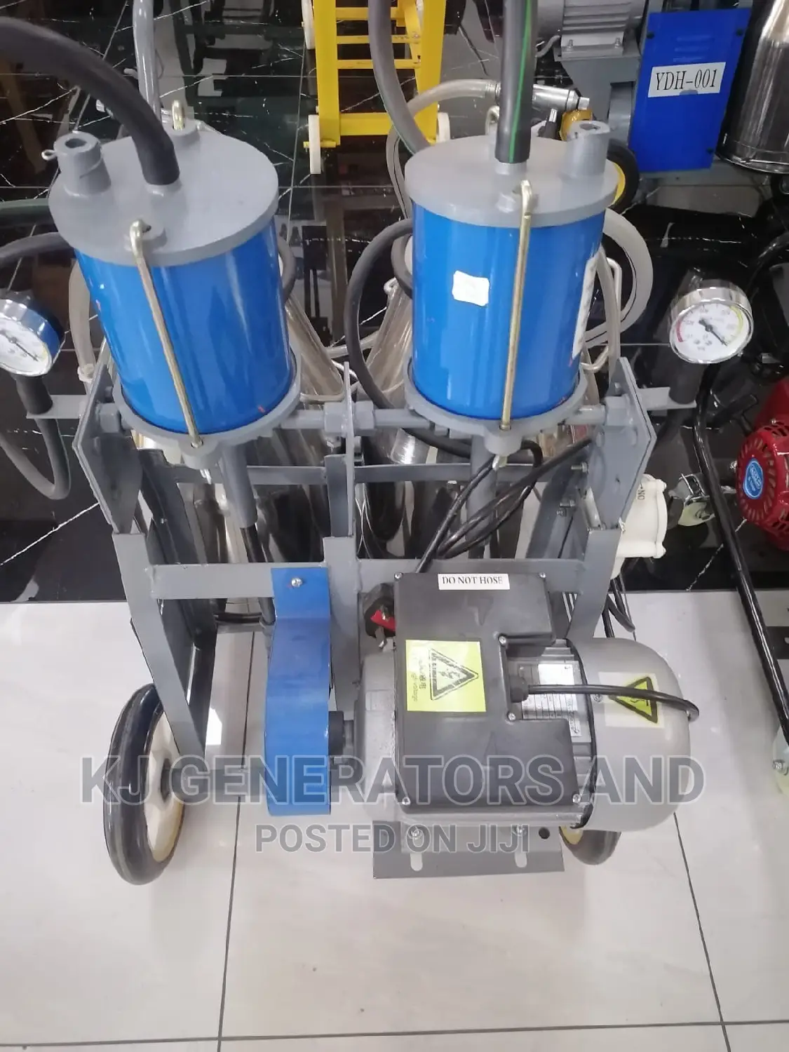 Double Bucket Milking Machine (25litres Each Barrel)