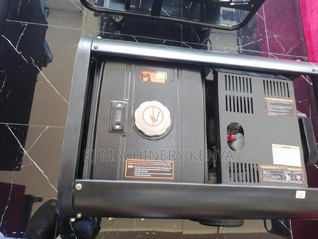 Diesel Powered Hisaki Welding Generator-Quality Machine - main view