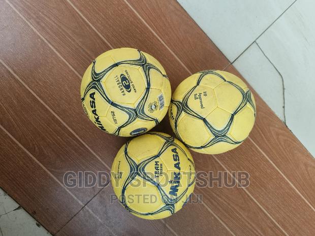 Mikasa Handball H2 - main view