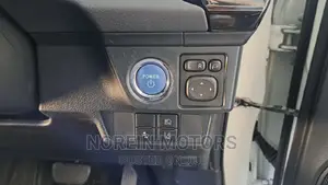 Toyota Corolla Fielder 2017 White