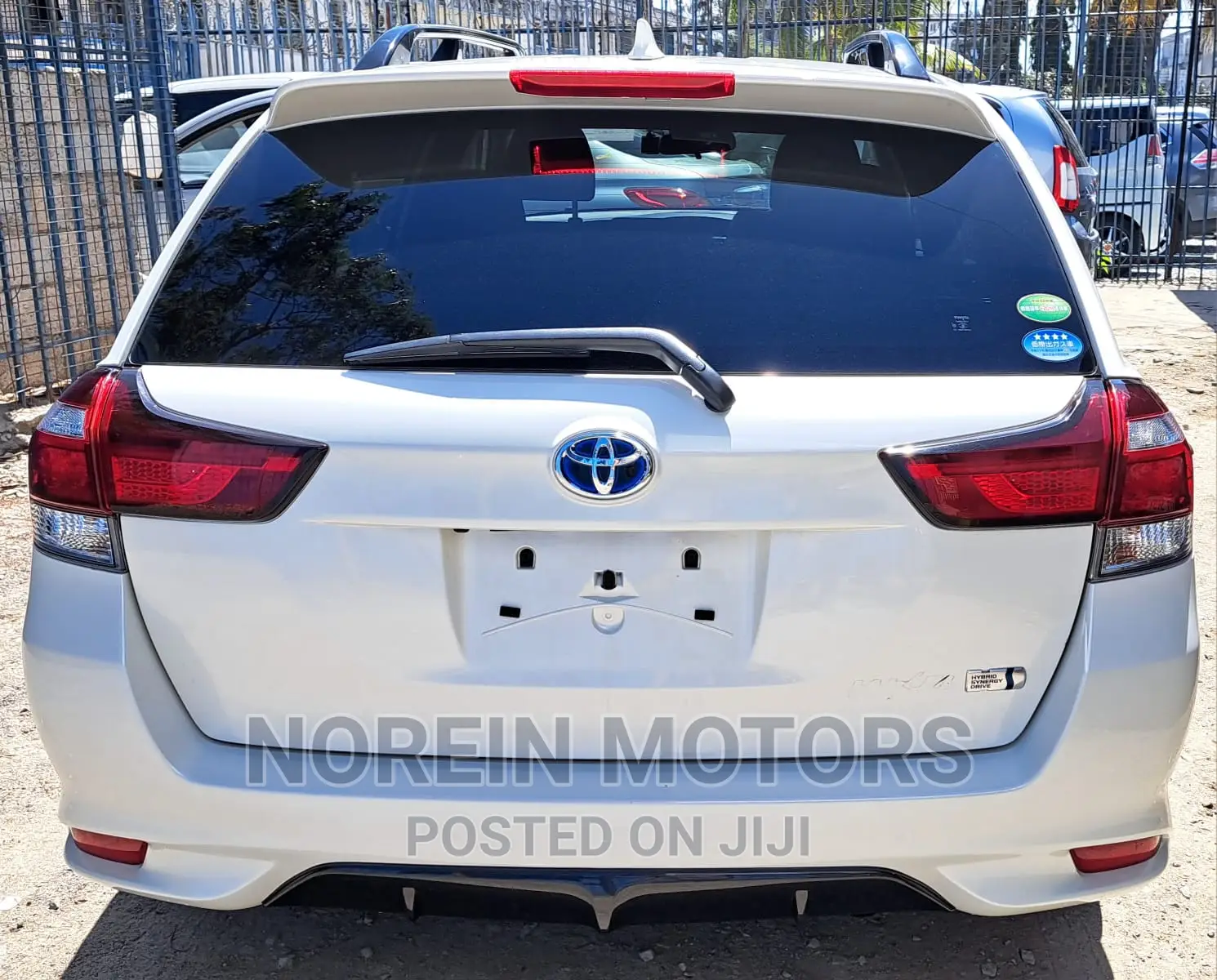 Toyota Corolla Fielder 2017 White