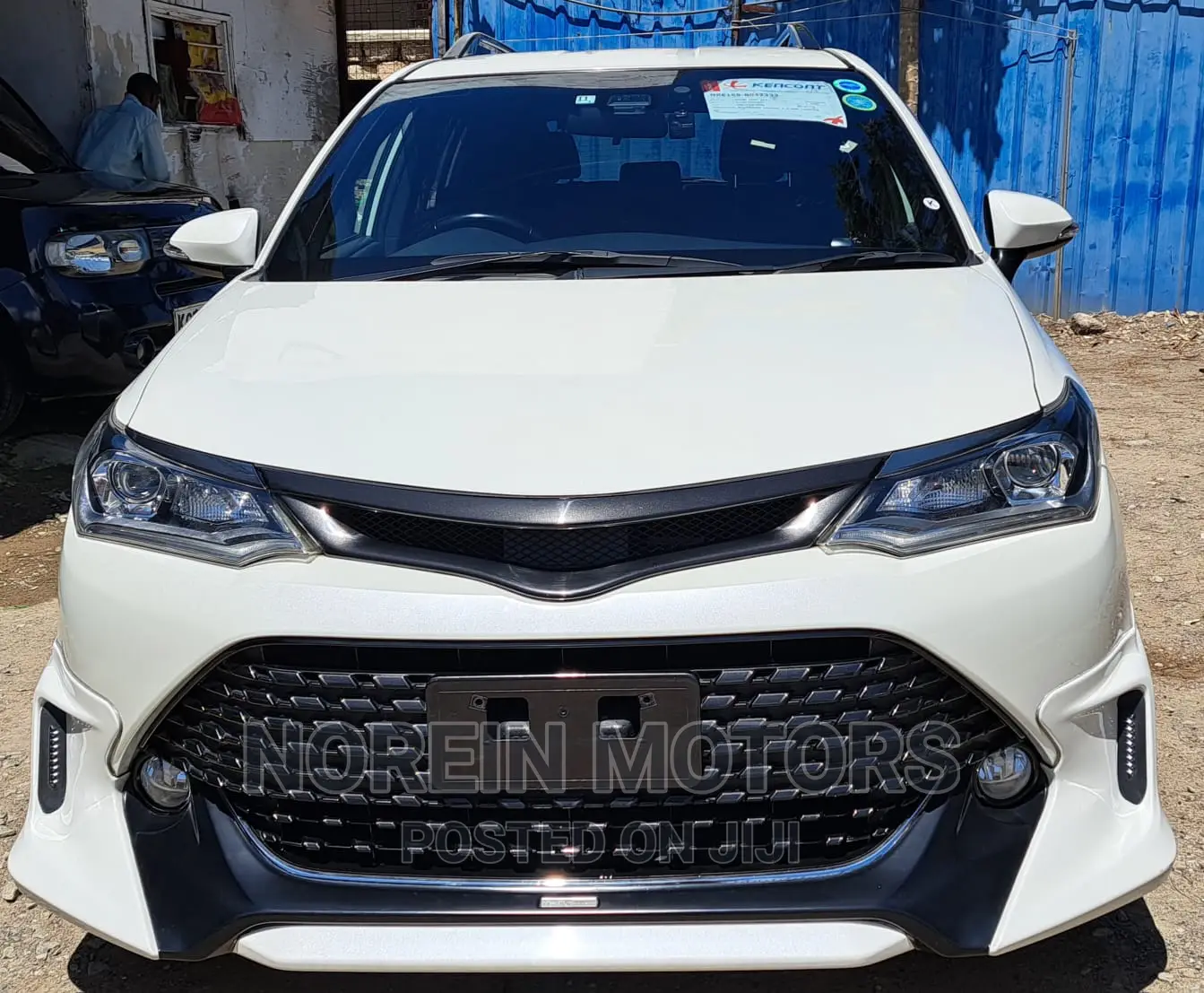 Toyota Corolla Fielder 2017 White