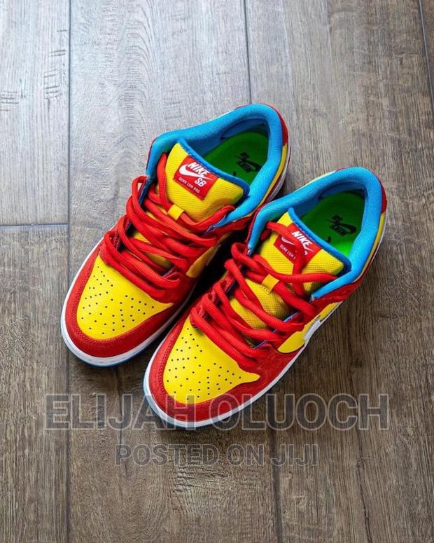 SB Dunk Sneakers - thumbnail 3