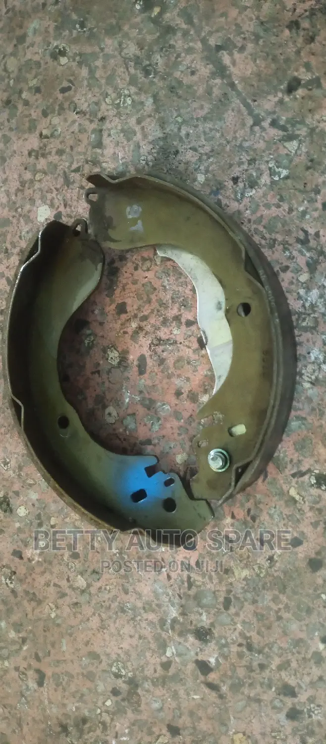 Nissan Vannette Back Plate